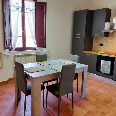 La Finestra Sul Corso 3 * Arcidosso
