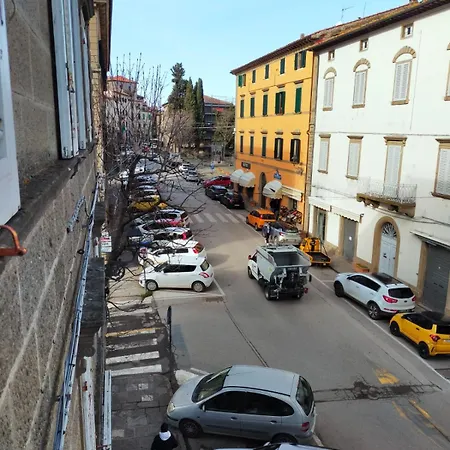 La Finestra Sul Corso 3 شقة